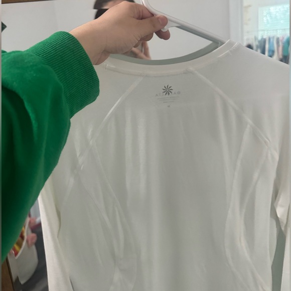 BNWT Athleta Pacifica Illume UPF Fitted Top- White - Picture 7 of 8